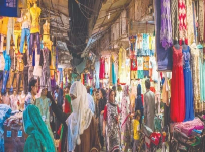 moti bazaar livens up pre eid