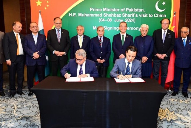 pakistan and china sign 23 mous aimed at strengthening bilateral ties across multiple sectors pakistan and china sign 23 mous aimed at strengthening bilateral ties across multiple sectors