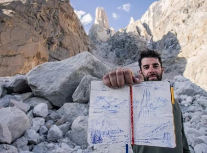 italian climber stefano ragazzo becomes first to solo climb karakoram range s eternal flame route