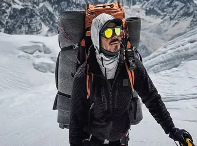 nirmal purja among 10 dead in avalanche