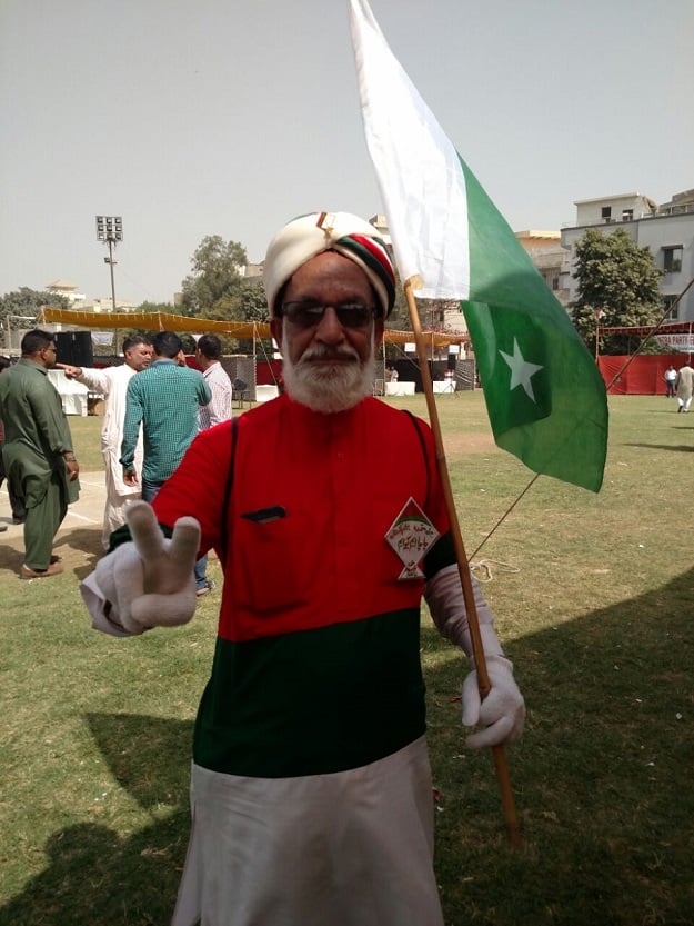 A MQM-P PIB supporter at the polling station. PHOTO: EXPRESS