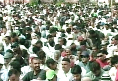 altaf slams corrupt politicians shopping abroad