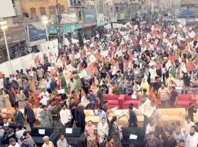 mqm p steps up new province push