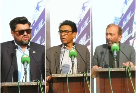 governor sindh kamran khan tessori l mqm p chairman khalid maqbool c and mqm p leader dr farooq sattar photos screengrab