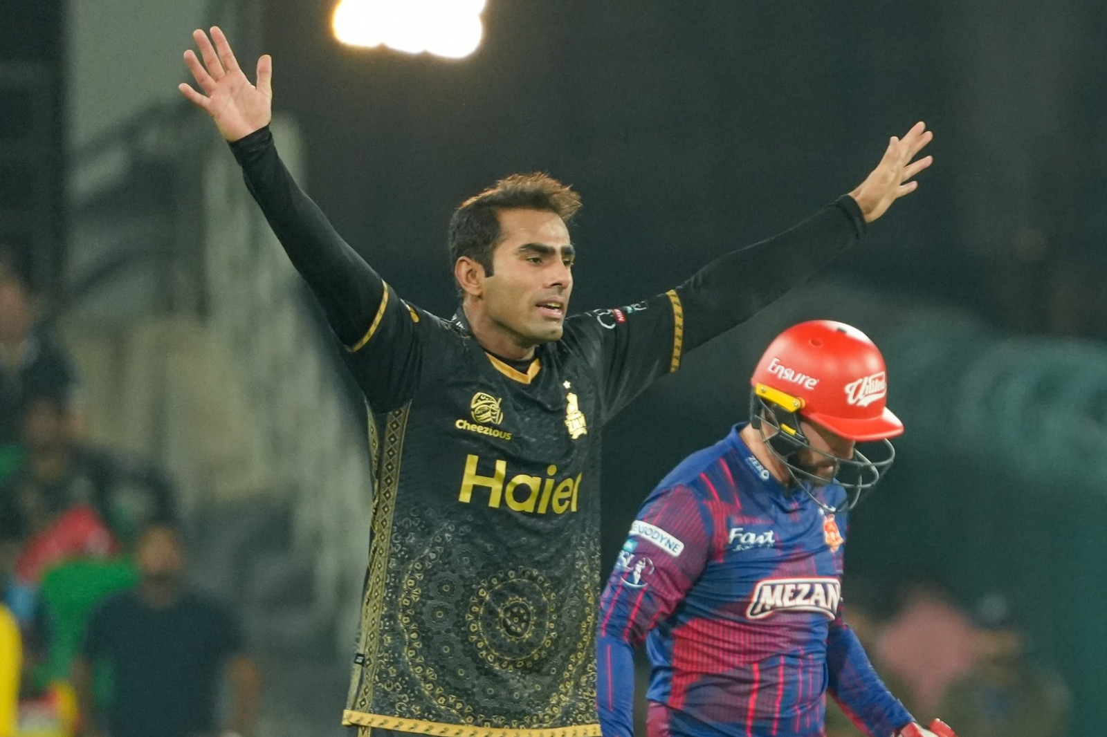 Islamabad United bat first against struggling Peshawar Zalmi  tribune.com.pk