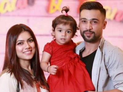 mohammad amir welcomes second daughter mohammad amir welcomes second daughter