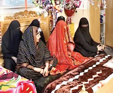 multiple marriages strength in numbers