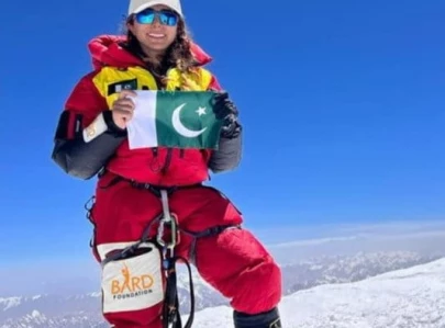 naila kiani becomes first pakistani woman to summit nepal s annapurna i