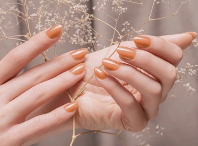 9 peach nail designs that are perfectly ripe for spring and summer 9 peach nail designs that are perfectly ripe for spring and summer