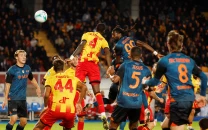 napoli three points clear at serie a summit after win at lecce napoli three points clear at serie a summit after win at lecce