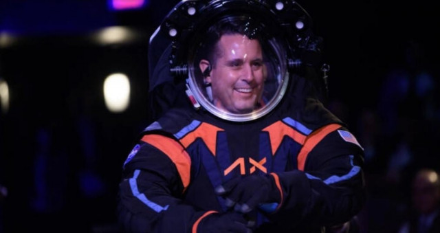 prototype spacesuit for nasa mission to moon unveiled prototype spacesuit for nasa mission to moon unveiled
