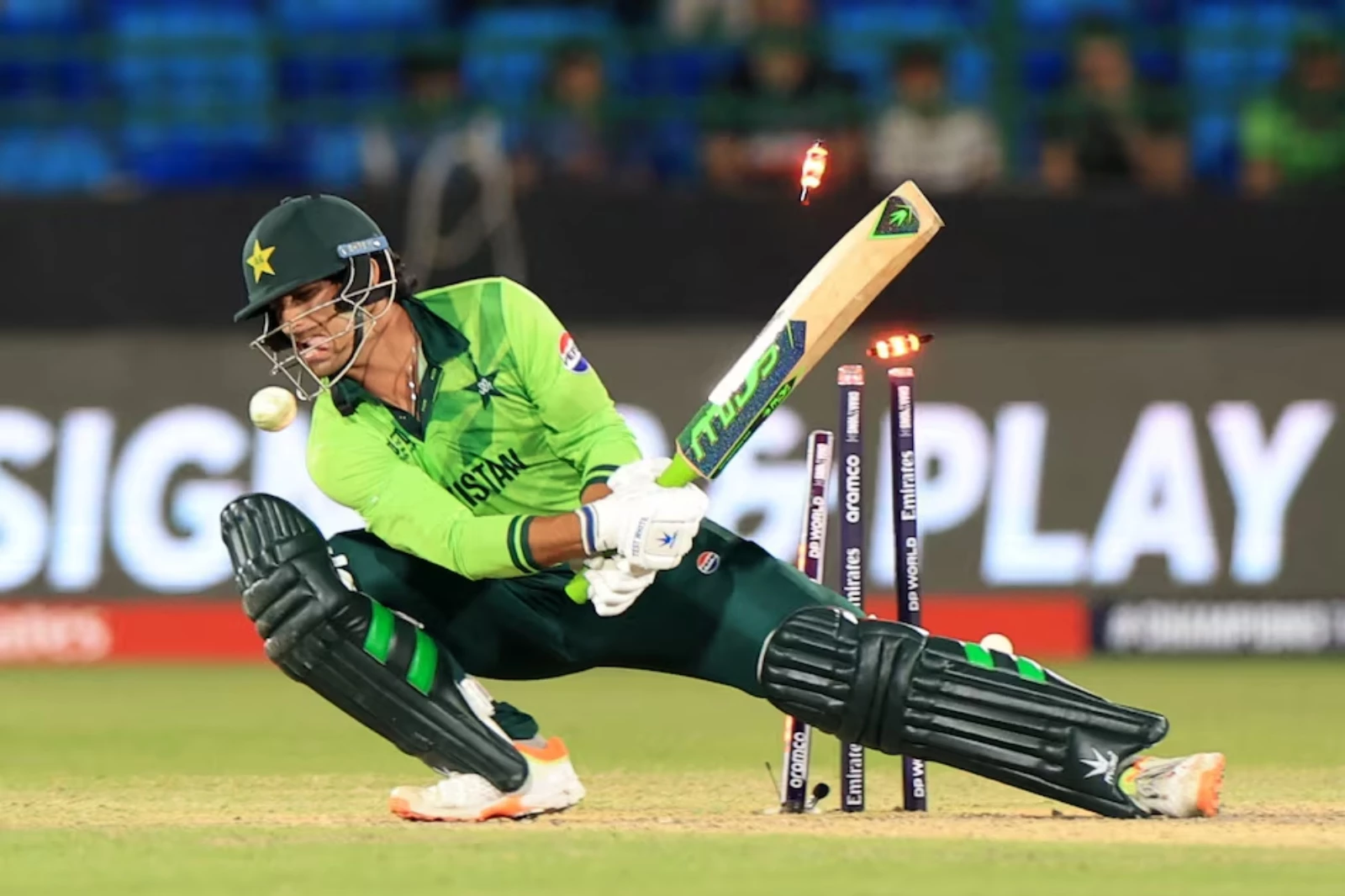 pakistan s naseem shah is bowled out by new zealand s matt henry photo reuters pakistan s naseem shah is bowled out by new zealand s matt henry photo reuters