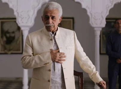 naseeruddin shah admits fault for claiming sindhi no longer spoken in pakistan