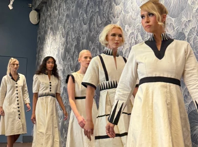 omar mansoor brings punjab s heritage to new york fashion week omar mansoor brings punjab s heritage to new york fashion week