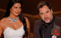 oscars 2026 javier bardem calls for no to war on stage with priyanka chopra