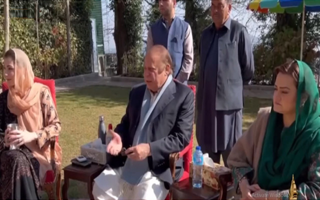 Nawaz Sharif denies fourth power bid