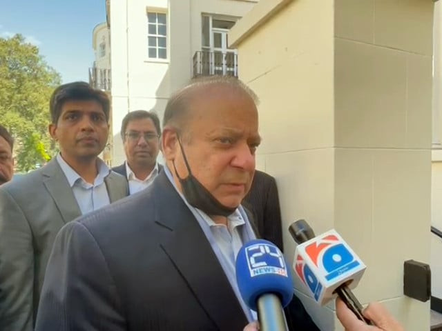 pml n supremo nawaz sharif is speaking to the media outside his london residence on wednesday august 23 2023 screengrab pml n supremo nawaz sharif is speaking to the media outside his london residence on wednesday august 23 2023 screengrab