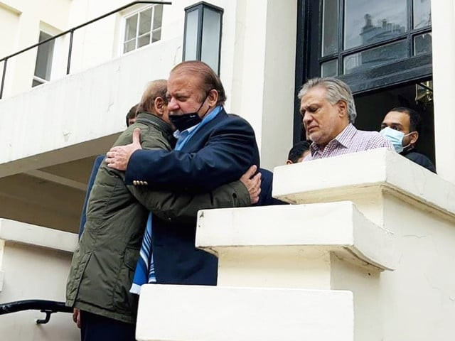 prime minister shehbaz sharif meets his elder brother nawaz sharif in his london residence on sunday september 18 photo express prime minister shehbaz sharif meets his elder brother nawaz sharif in his london residence on sunday september 18 photo express