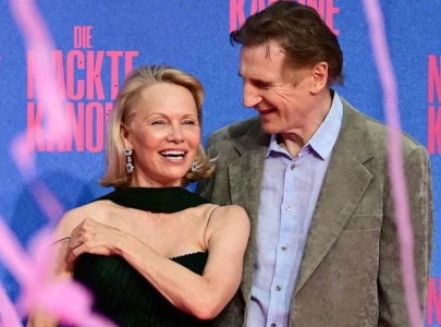 source confirms liam neeson and pamela anderson s relationship is sincere following filming source confirms liam neeson and pamela anderson s relationship is sincere following filming