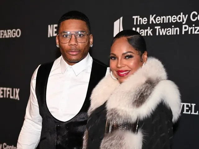 ashanti reveals pregnancy to nelly after viral onstage belly rub incident ashanti reveals pregnancy to nelly after viral onstage belly rub incident