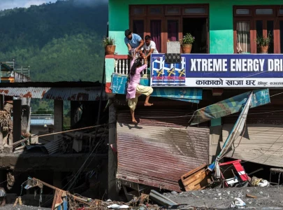 nepal tibet death toll 800 from himalayan flood 3 000 missing