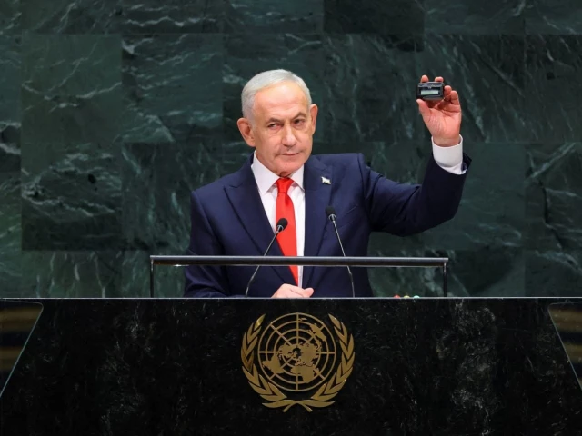 Dozens of delegates walk out of UN hall at start of Netanyahu speech