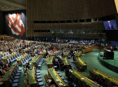 netanyahu defends israel s fight for survival in un speech amid walkout