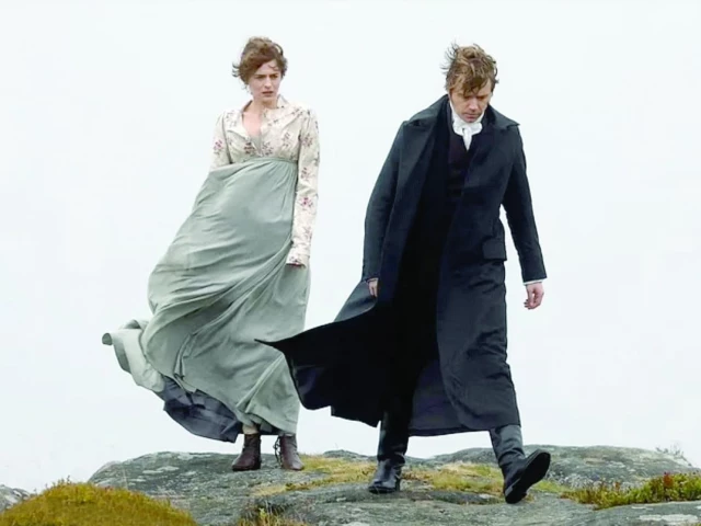emma corrin and jack lowden filming a scene in pride and prejudice photo express instagram jacklowden fans emma corrin and jack lowden filming a scene in pride and prejudice photo express instagram jacklowden fans