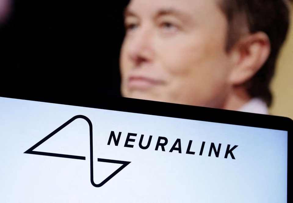 Musk’s Neuralink to start human trial of brain implant | The Express Tribune