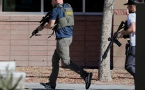 police hunt suspect after shooting at illinois state university police hunt suspect after shooting at illinois state university