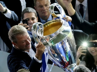 former chelsea owner roman abramovich may owe the uk up to 1bn in unpaid taxes former chelsea owner roman abramovich may owe the uk up to 1bn in unpaid taxes