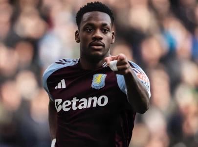 aston villa s jhon duran agrees 64m move to al nassr medical set in london aston villa s jhon duran agrees 64m move to al nassr medical set in london