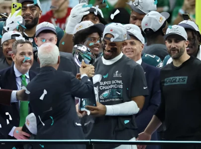super bowl champs philadelphia eagles await white house invitation by trump