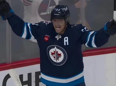 sharks vs jets 1 2 mark scheifele becomes top goalscorer in jets history