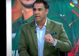 waqar younis passion for cricket must outweigh fame money