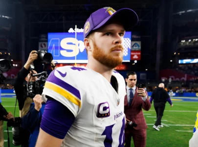 vikings aim to re sign sam darnold but wont use nfl franchise tag
