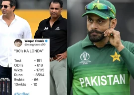 waqar younis hits back at hafeez s criticism of 90s cricket stars