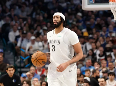 social media reacts after mavs send anthony davis to g league ahead of return social media reacts after mavs send anthony davis to g league ahead of return