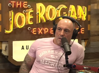 joe rogan refuses to attend ufc 315 in canada says he d rather go to russia
