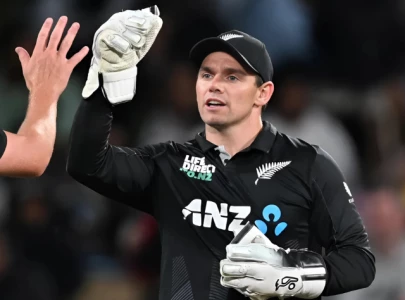 new zealand skipper tom latham ruled out of pakistan odi series after injury
