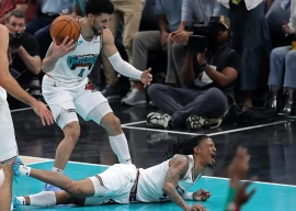 ja morant exits grizzlies thunder due to injury out for game 4 of nba playoffs