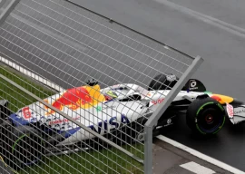 watch isack hadjar s crash at australian grand prix as lando norris wins