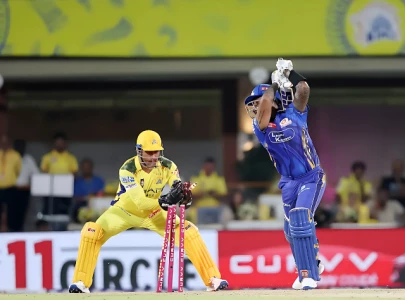 watch ms dhoni s lightning 0 12 second stumping during ipl clash