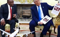 trump confronts ramaphosa with discredited white genocide claims using congo images