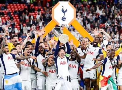 tottenham win europa league by beating manchester united in the final