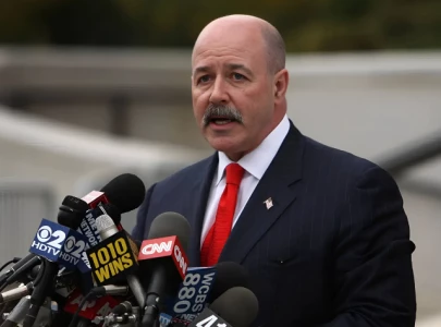 bernard kerik who led nypd s response to 9 11 dies aged 69