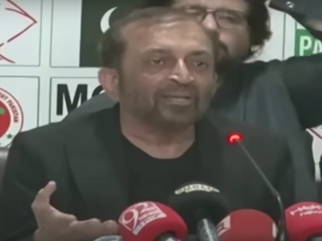 muttahida qaumi movement pakistan leader dr farooq sattar addresses a press conference at mqm s temporary headquarters in bahadurabad in karachi on aug 20 2025 photo screengrab