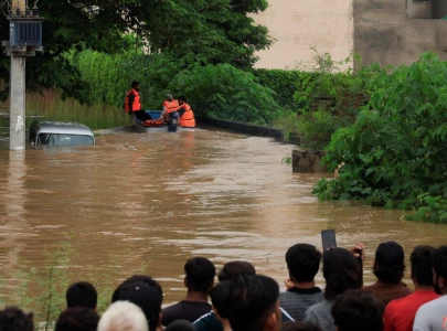 3 boys swept in floods rescued 3 boys swept in floods rescued