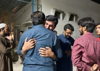 men mourn the death of a relative who was killed in a bomb blast at a public rally in quetta at hospital premises in quetta pakistan september 2 2025 photo afp men mourn the death of a relative who was killed in a bomb blast at a public rally in quetta at hospital premises in quetta pakistan september 2 2025 photo afp