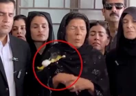pakistan tehreek i insaf leader aleema khan is struck by an egg during a media talk on friday photo nni pakistan tehreek i insaf leader aleema khan is struck by an egg during a media talk on friday photo nni